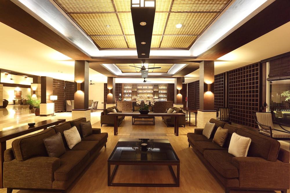 แกรนด์ ลูเลย์ มานาโด Hotel ภายนอก รูปภาพ